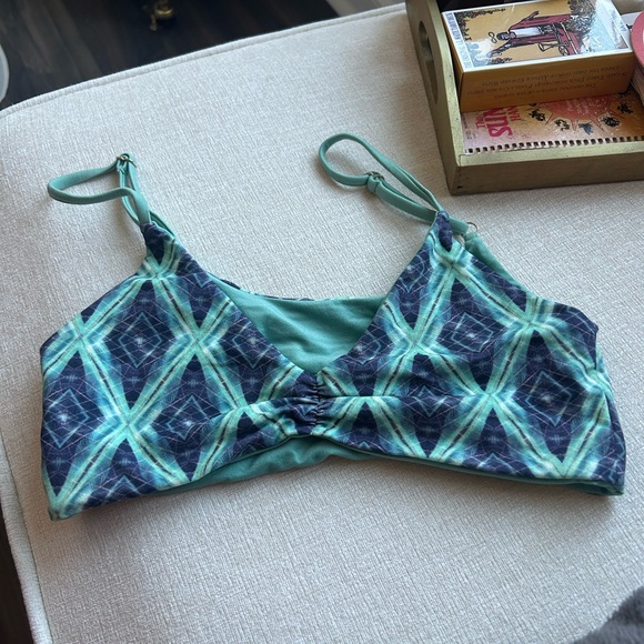 NWOT Wolven Jungle Reversible High-Waisted Bikini - Picture 9 of 10